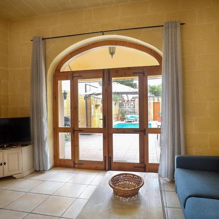 Villa Superb Maltese Farmhouse With Private Pool à Victoria Extérieur photo