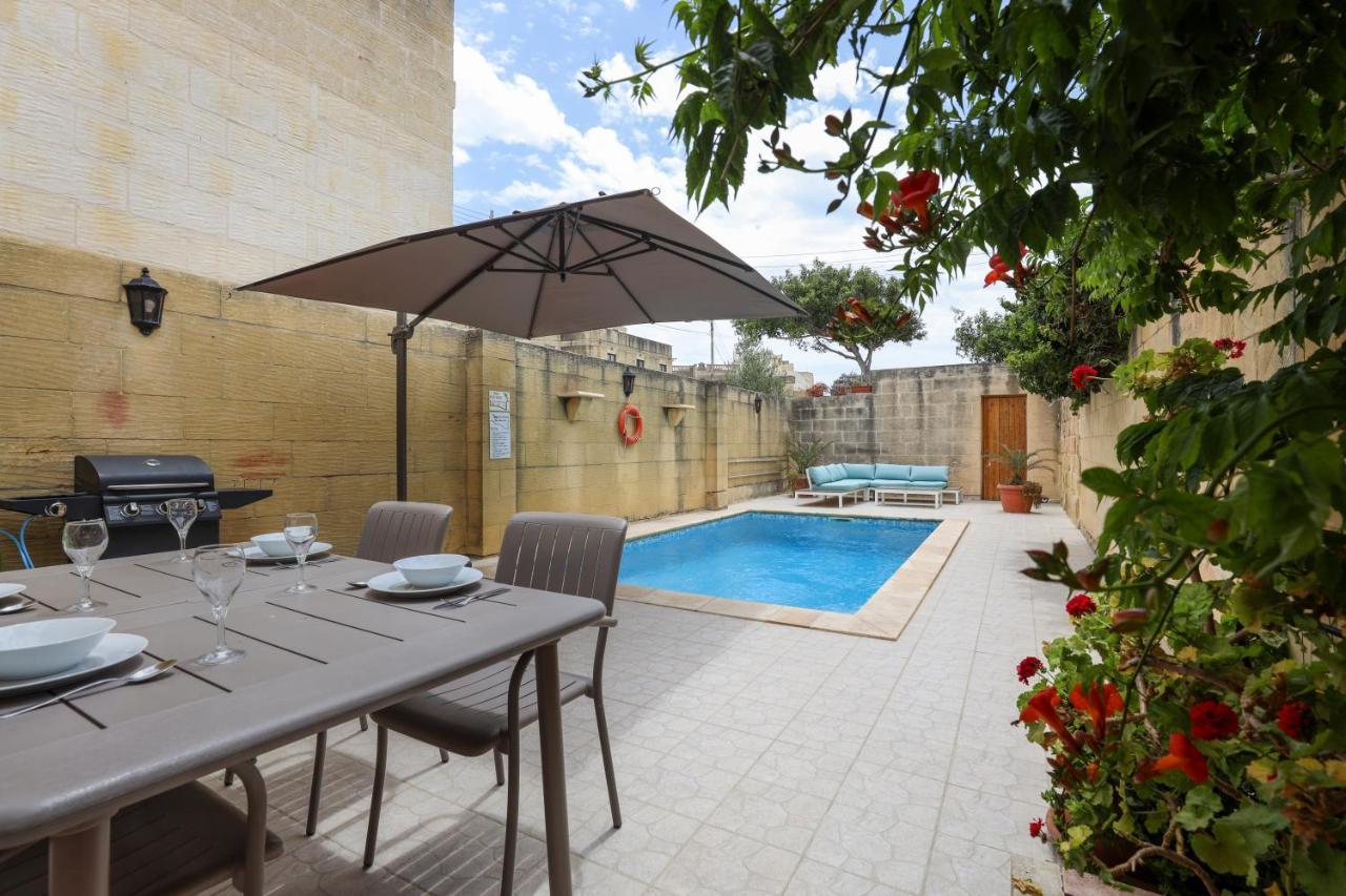 Villa Superb Maltese Farmhouse With Private Pool à Victoria Extérieur photo